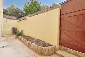 Photo 5- click for photo gallery